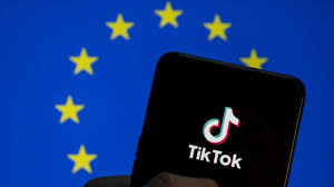 EU v predhodni preiskavi: TikTok je zasvojljiv